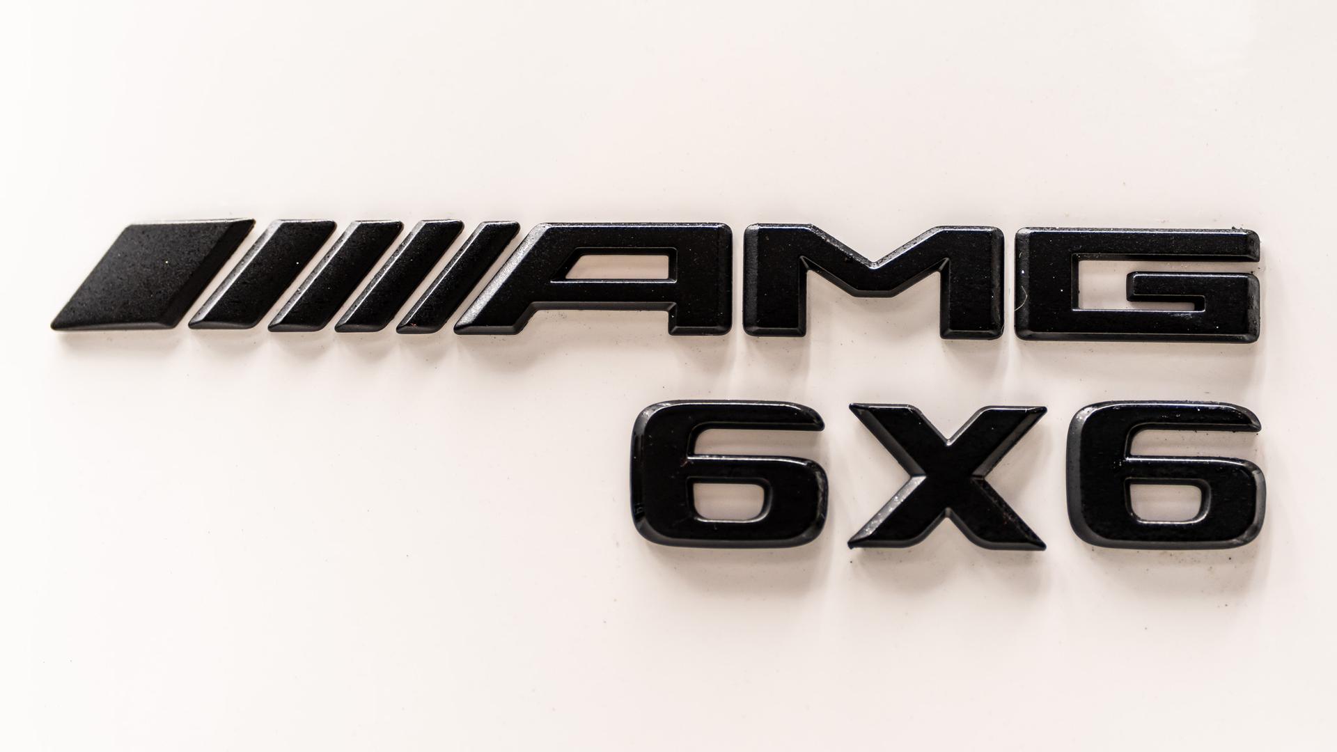2026 MERCEDES-BENZ G-CLASS in White, photo 49 of 60