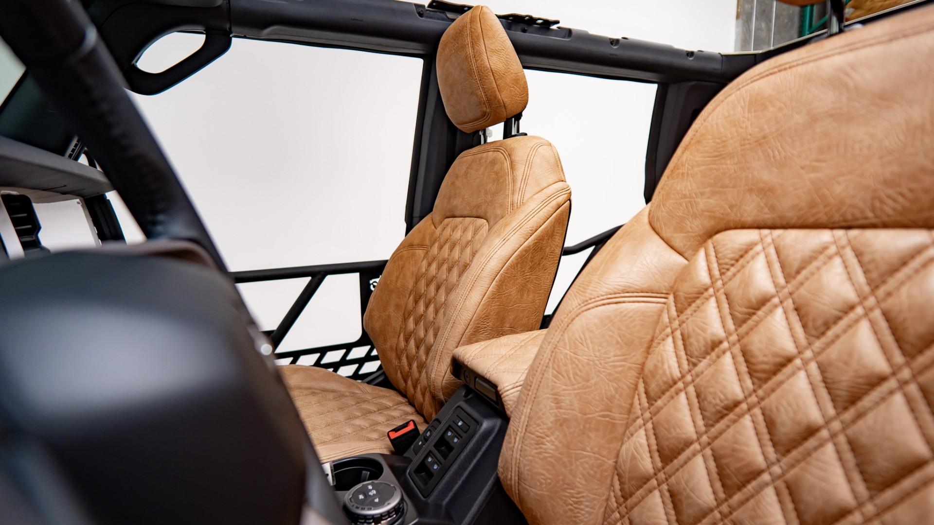2026 FORD BRONCO 4X4 in Tan, photo 36 of 60
