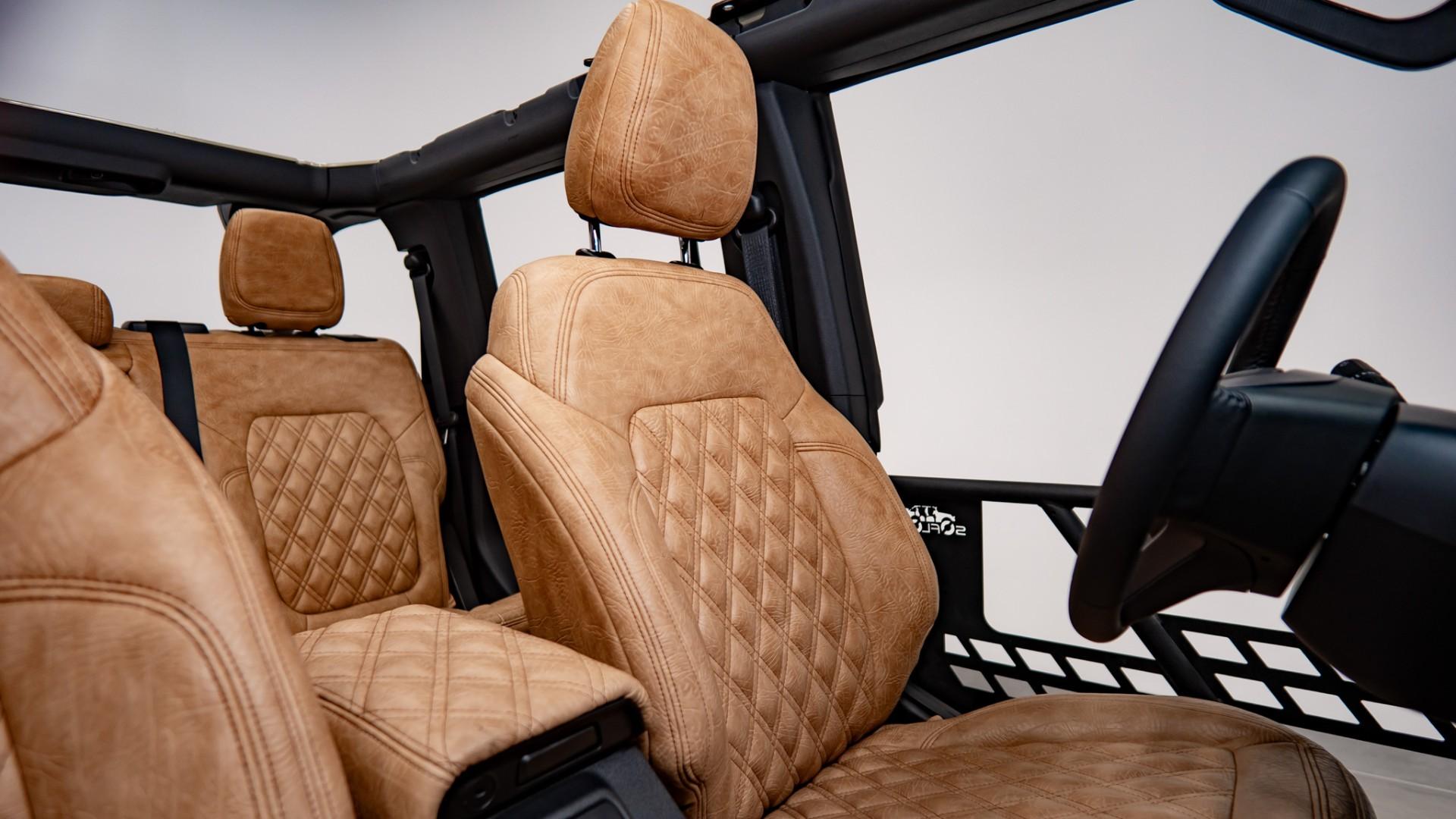 2026 FORD BRONCO 4X4 in Tan, photo 41 of 60