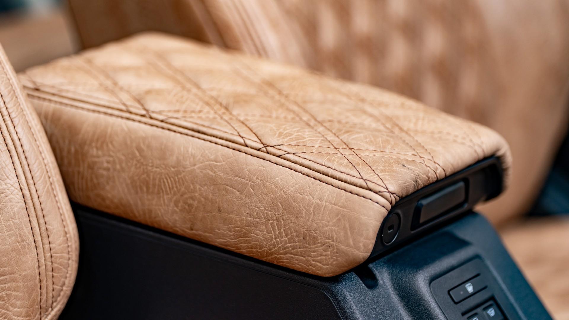 2026 FORD BRONCO 4X4 in Tan, photo 45 of 60