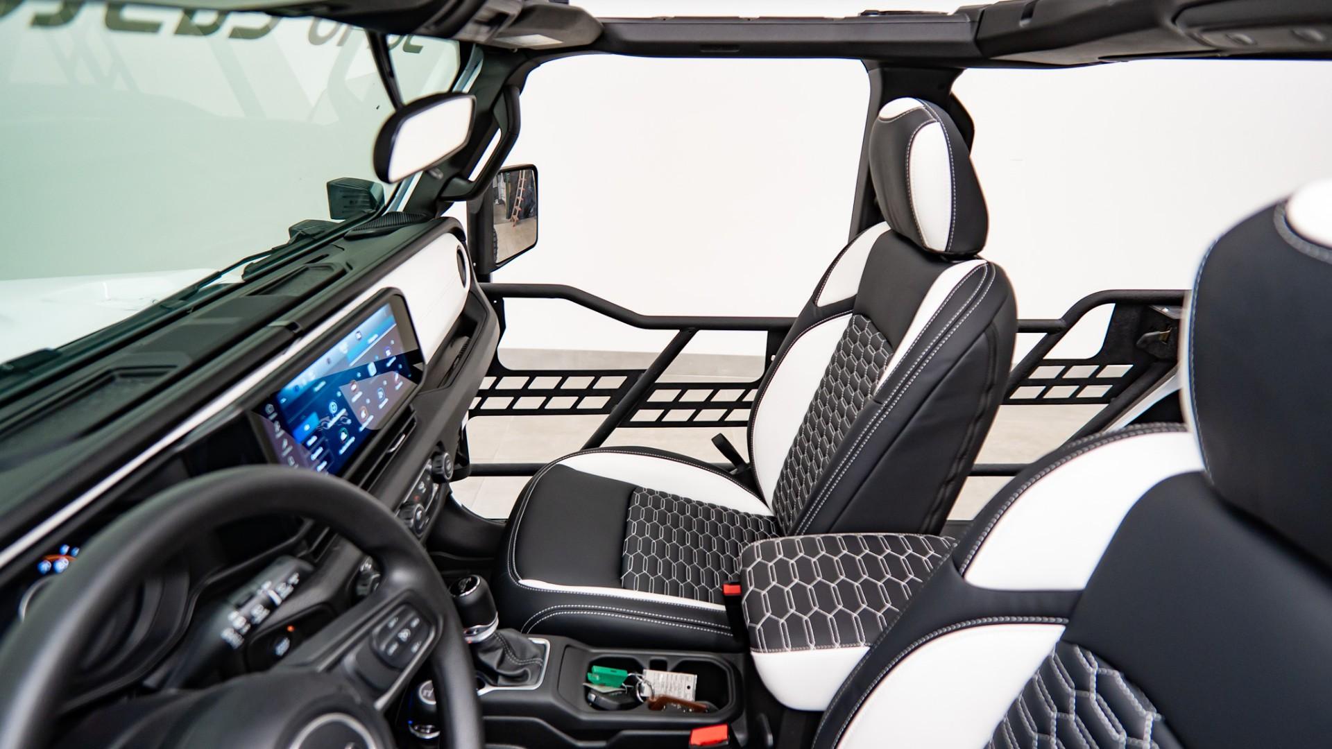 2026 JEEP WRANGLER 4X4 in White, photo 41 of 58