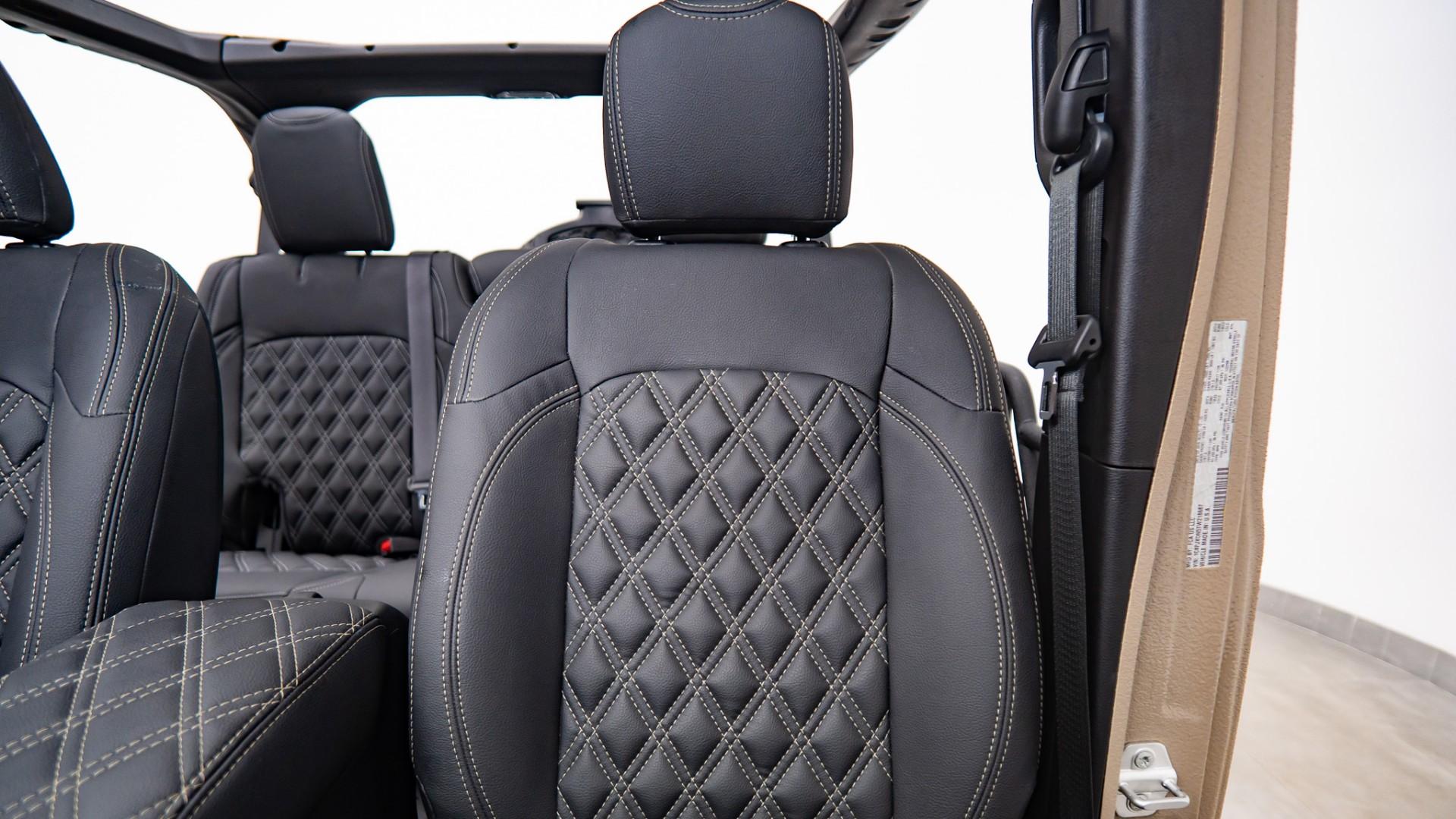2026 JEEP WRANGLER 4X4 in Tan, photo 44 of 59