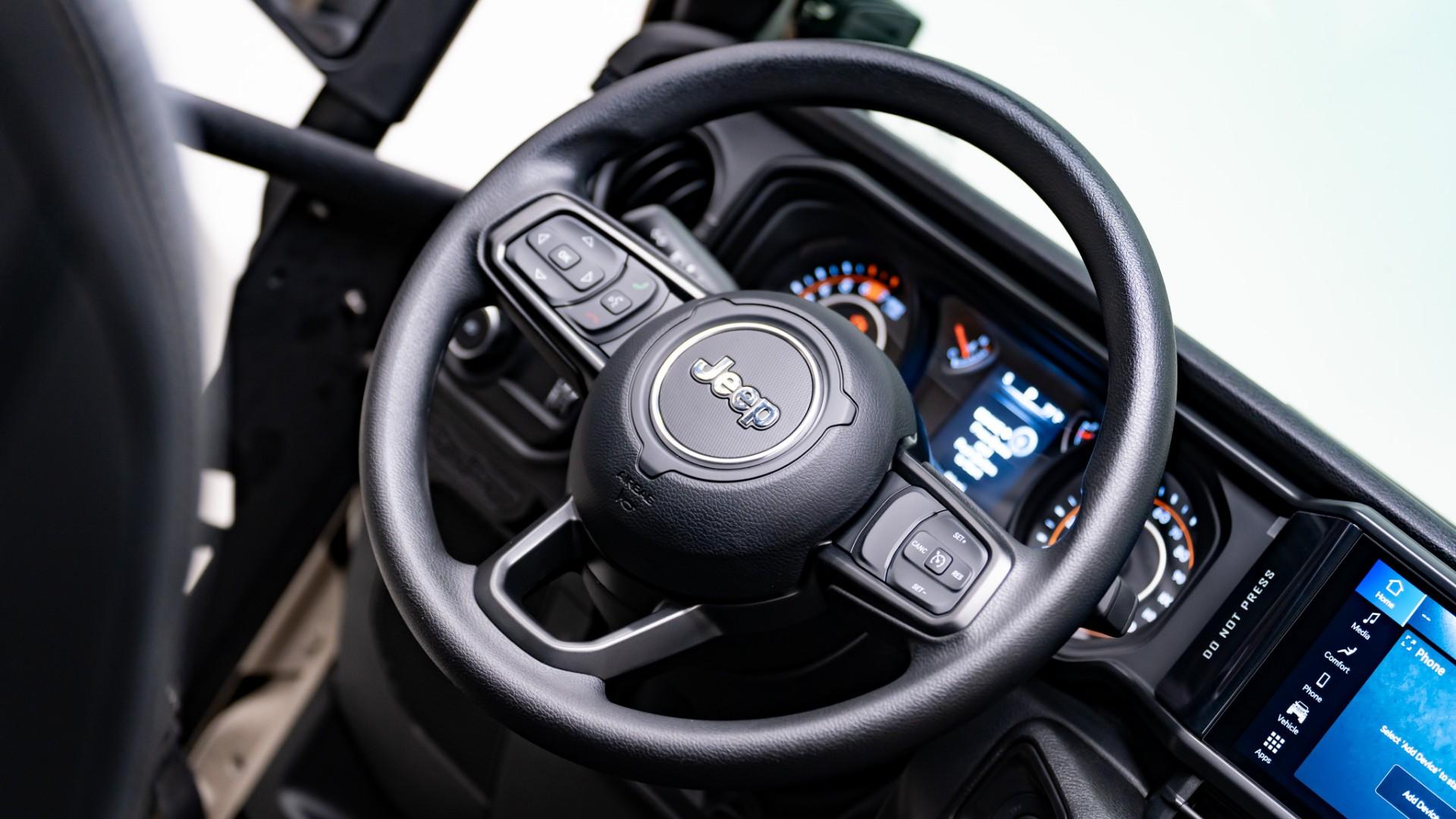 2026 JEEP WRANGLER 4X4 in Tan, photo 52 of 59