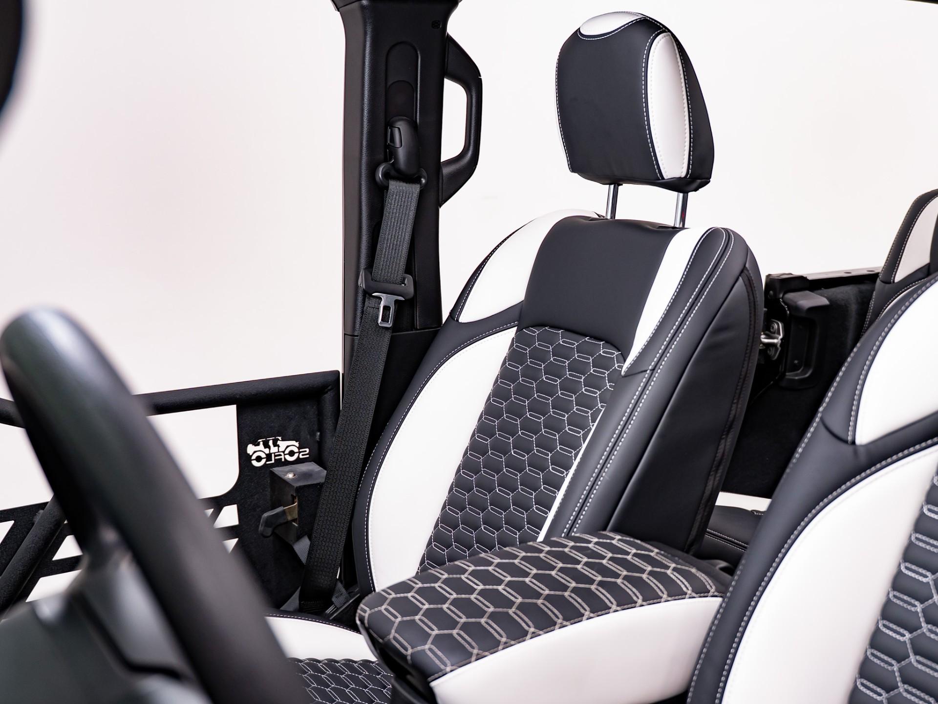 2026 JEEP WRANGLER 4X4 in Black Clearcoat, photo 29 of 52