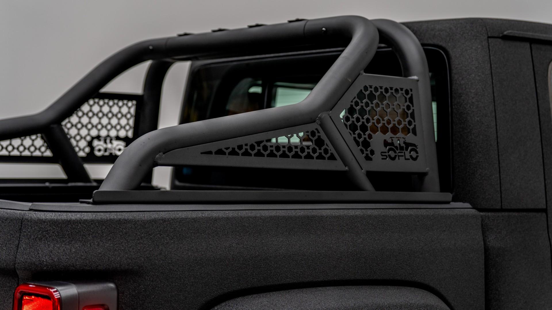 2026 JEEP GLADIATOR in Black, photo 18 of 60