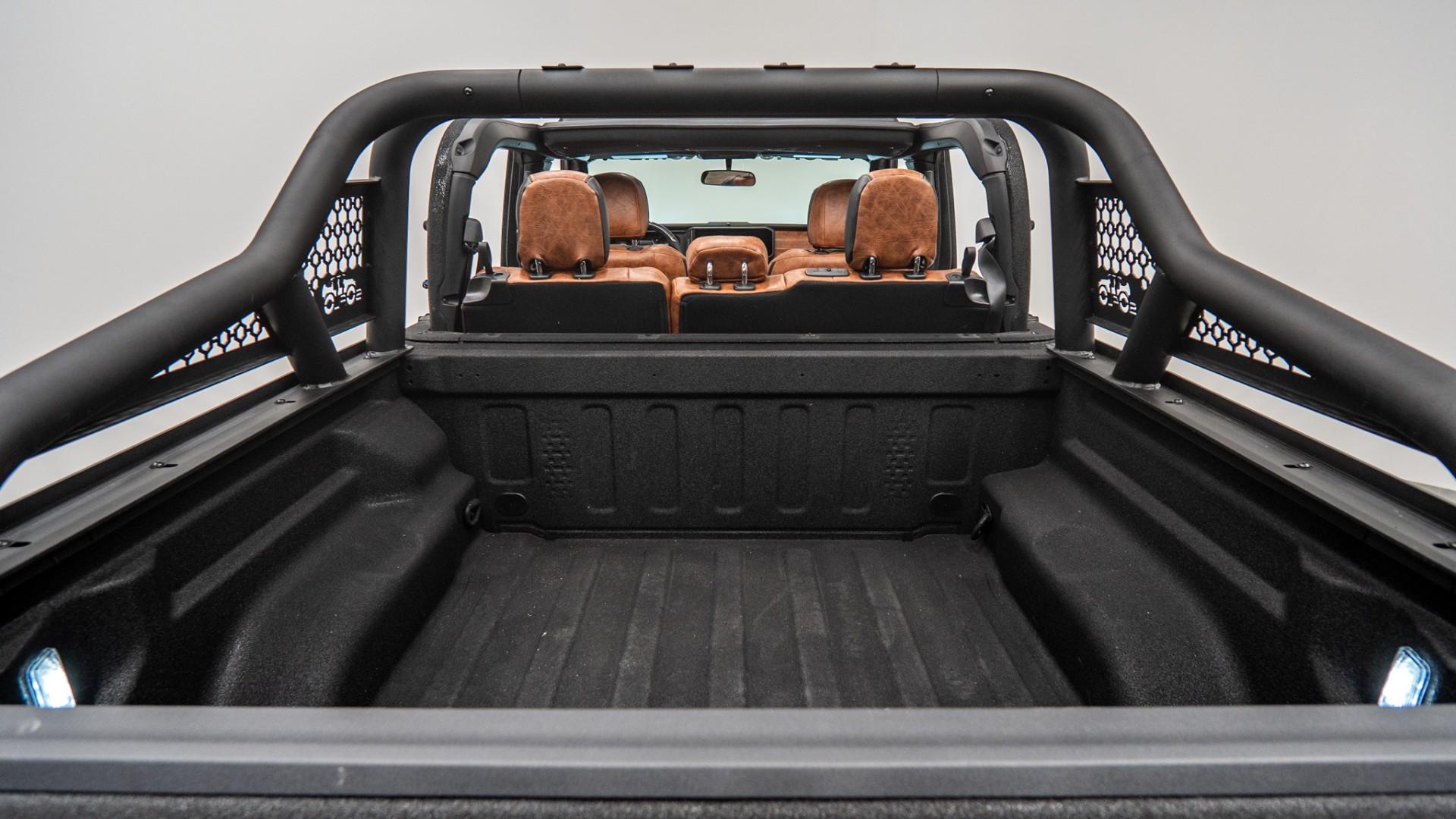 2026 JEEP GLADIATOR in Black, photo 12 of 60