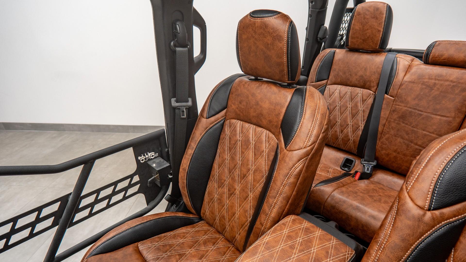 2026 JEEP GLADIATOR in Black, photo 47 of 60