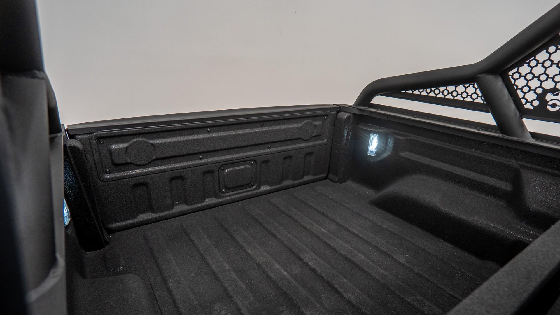 2026 JEEP GLADIATOR in Black, photo 13 of 60