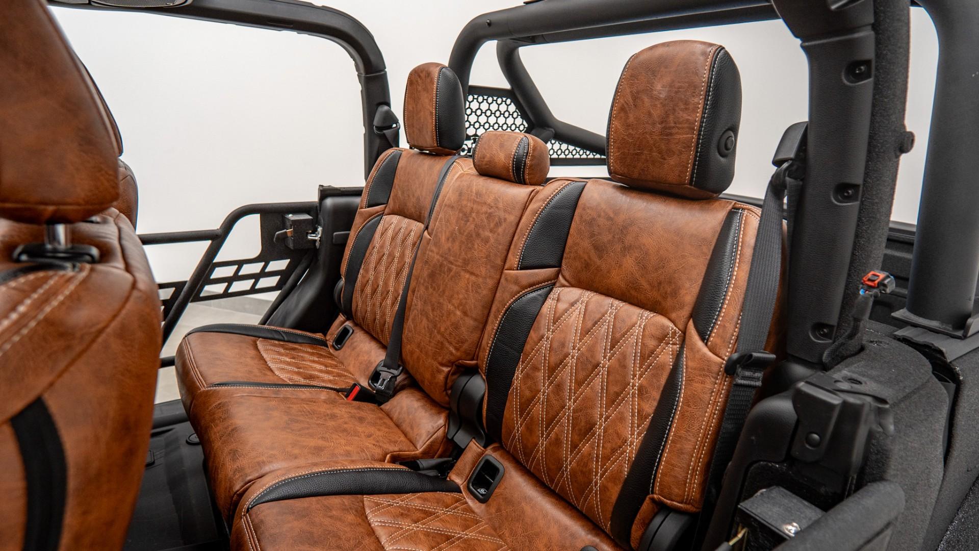 2026 JEEP GLADIATOR in Black, photo 54 of 60