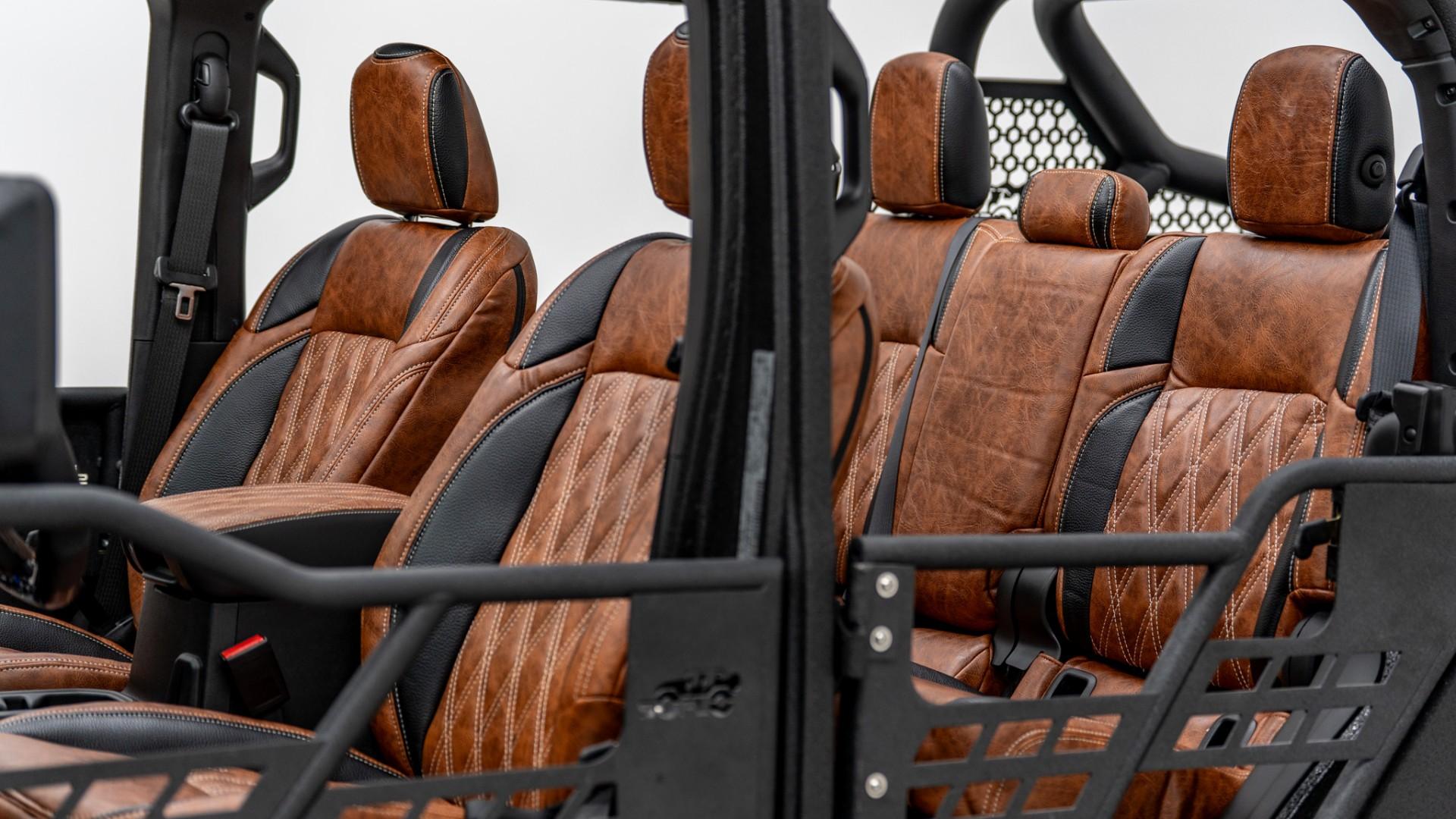 2026 JEEP GLADIATOR in Black, photo 32 of 60