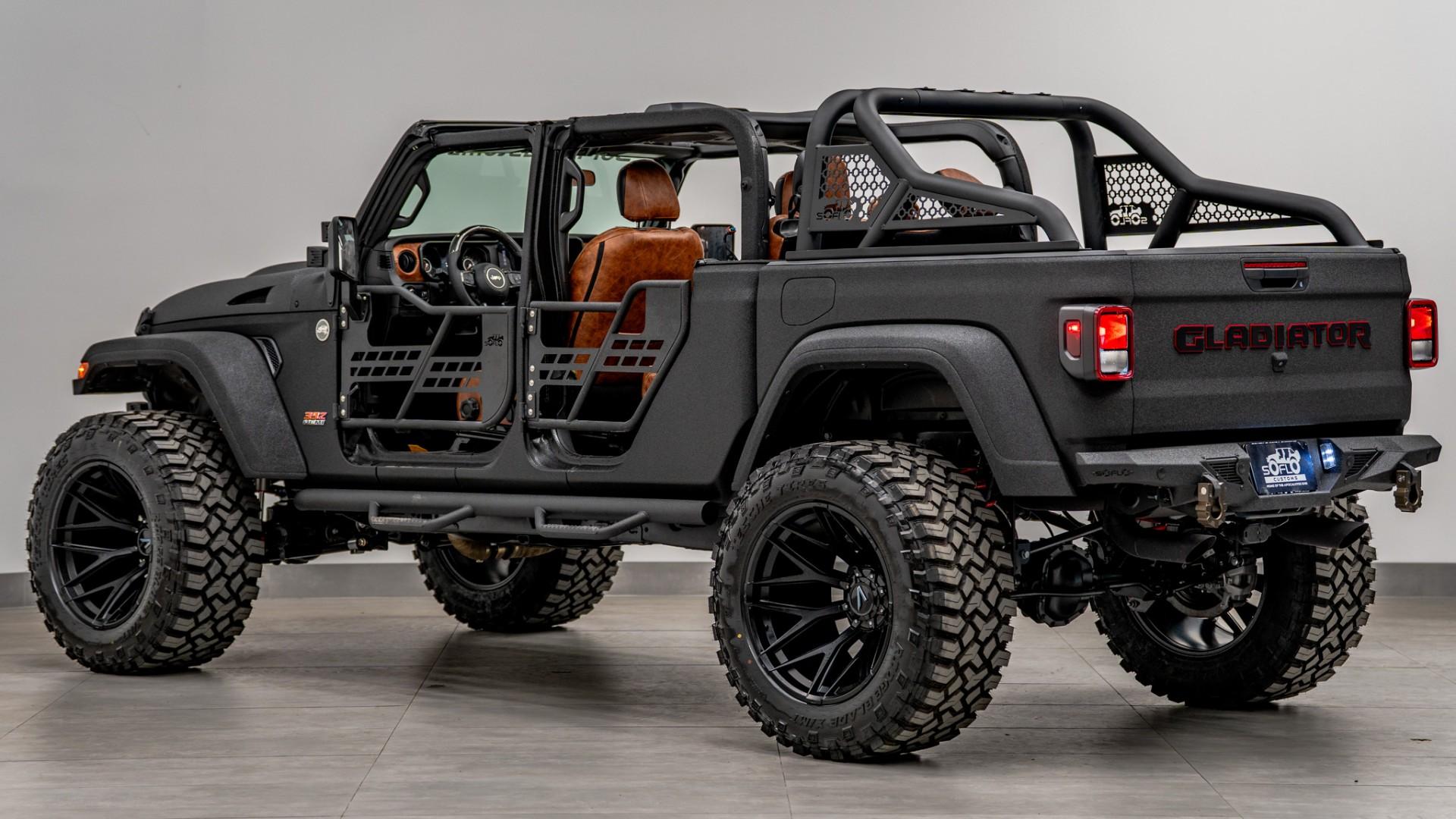 2026 JEEP GLADIATOR in Black, photo 27 of 60