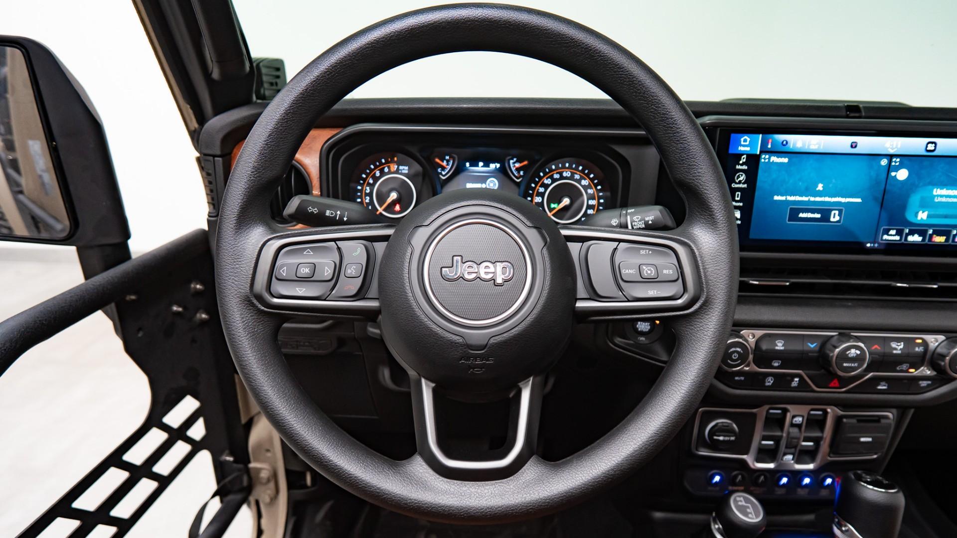 2026 JEEP GLADIATOR 4X4 in Tan, photo 49 of 60