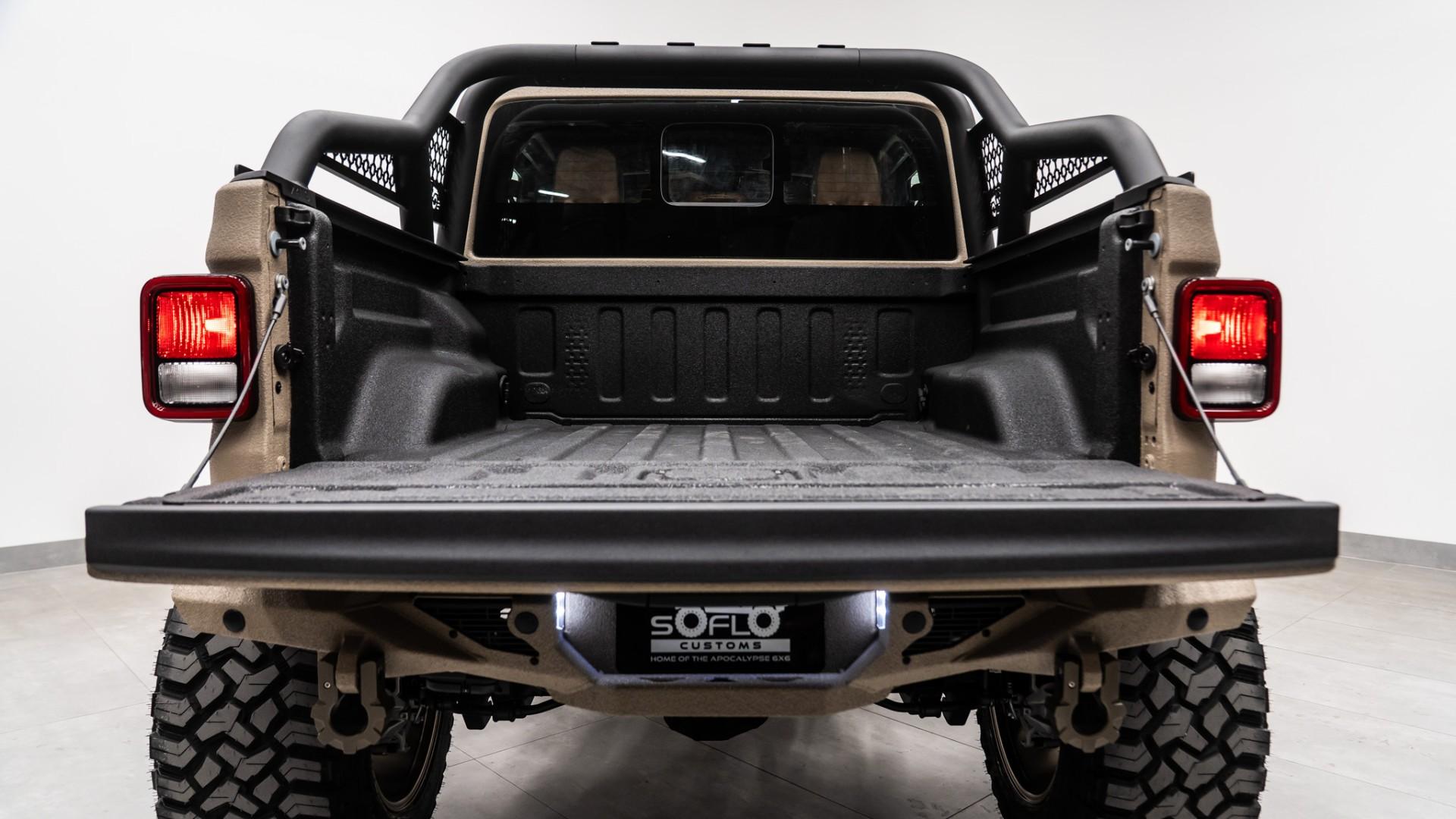 2026 JEEP GLADIATOR 4X4 in Tan, photo 13 of 60