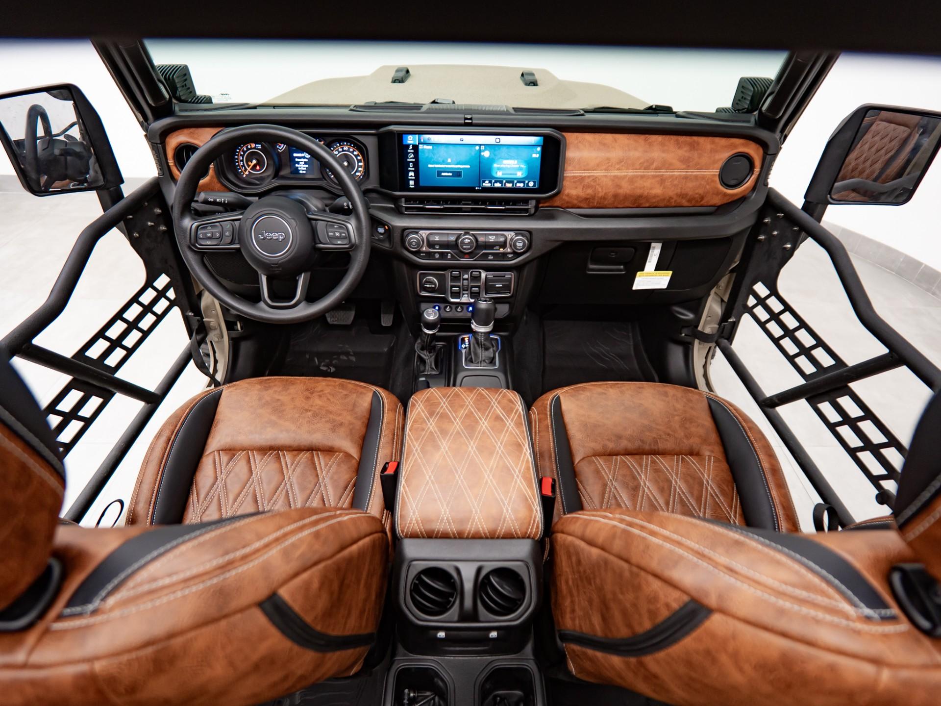 2026 JEEP GLADIATOR 4X4 in Tan, photo 5 of 60