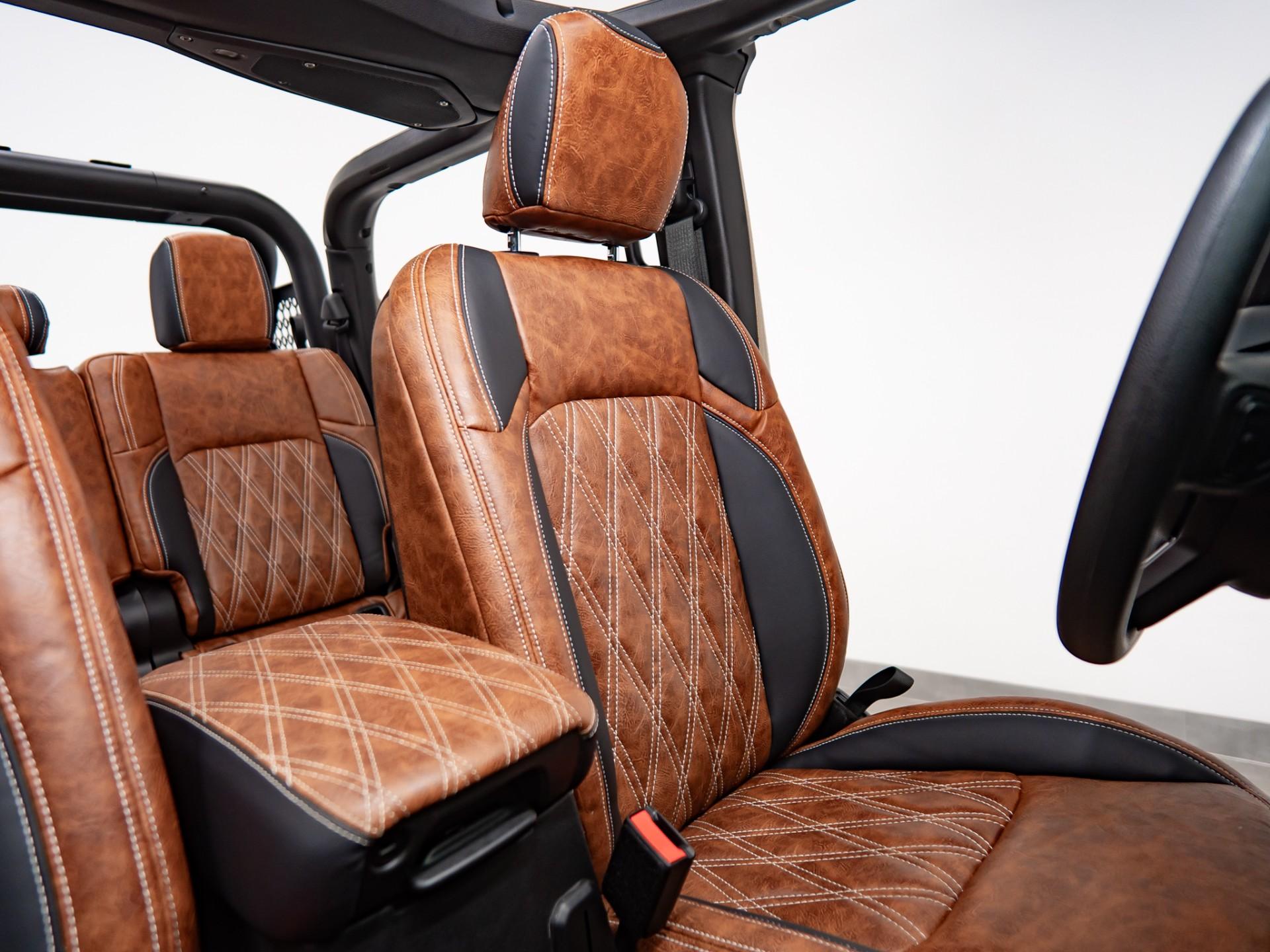 2026 JEEP GLADIATOR 4X4 in Tan, photo 46 of 60