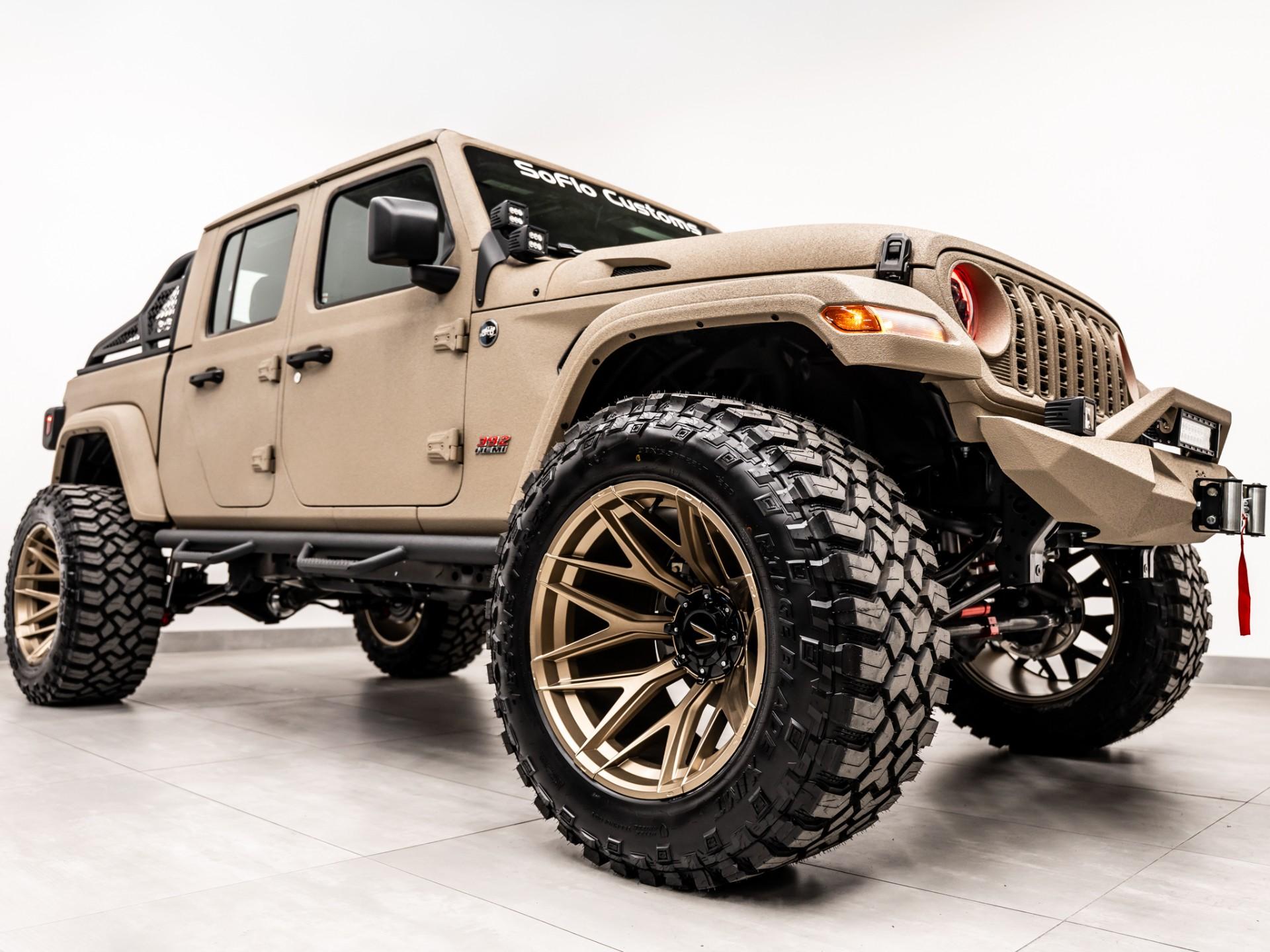 2026 JEEP GLADIATOR 4X4 in Tan, photo 24 of 60