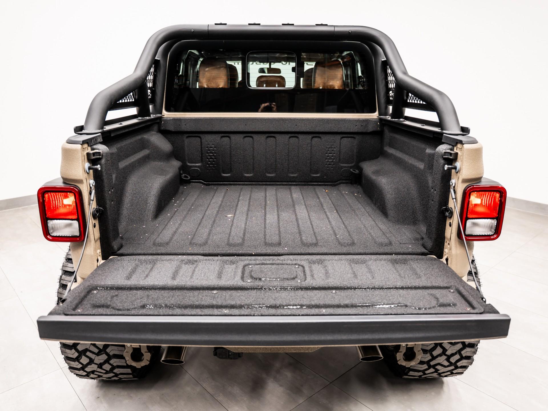 2026 JEEP GLADIATOR 4X4 in Tan, photo 14 of 60