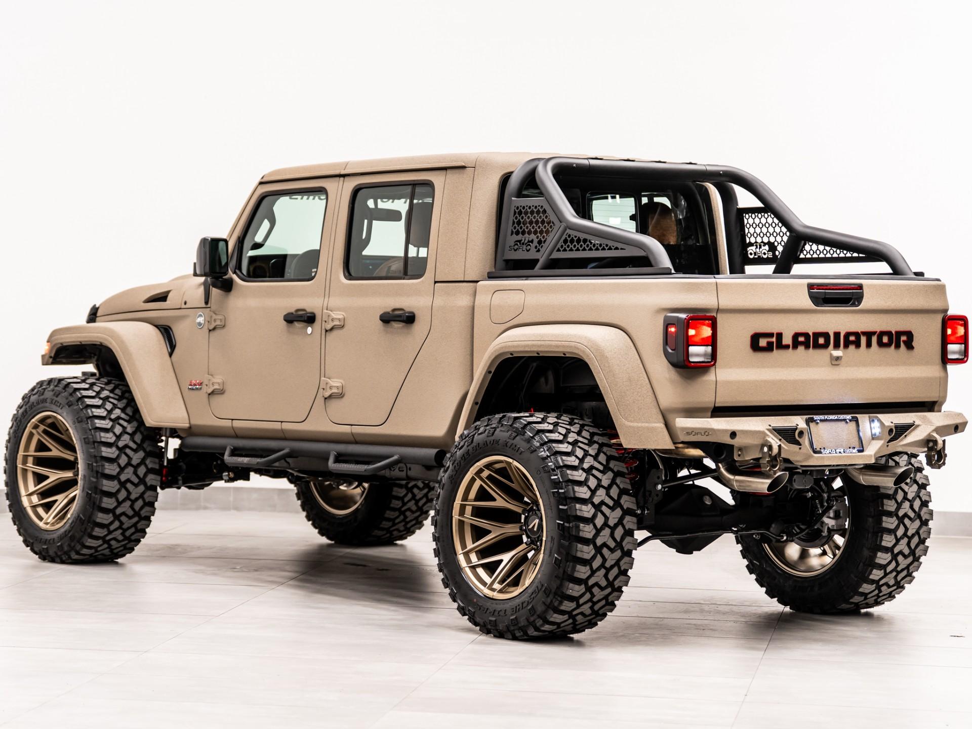 2026 JEEP GLADIATOR 4X4 in Tan, photo 17 of 60