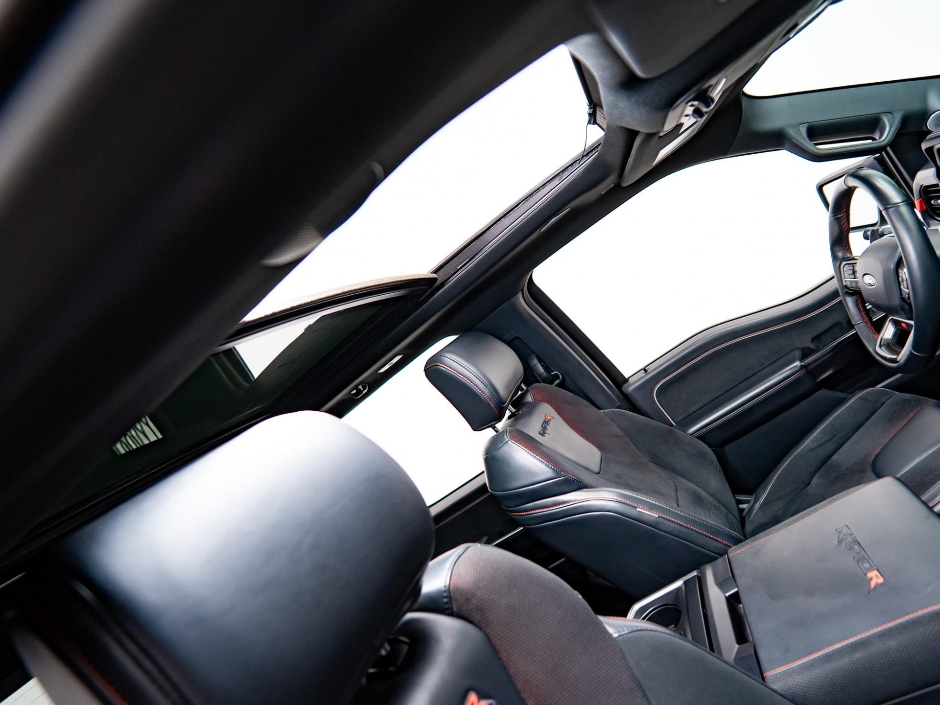 2025 FORD F-150 RAPTOR R in Agate Black Metallic, photo 34 of 55