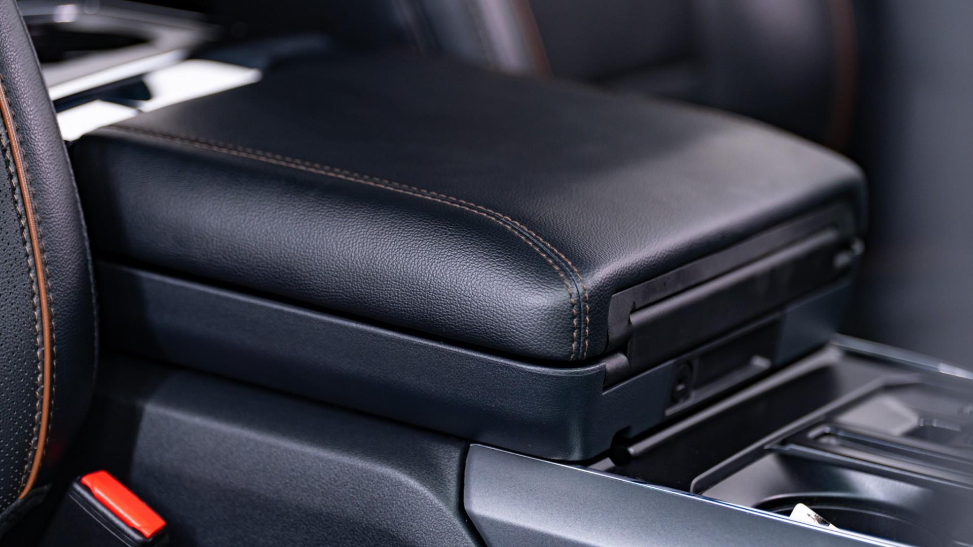 2024 FORD F-150 4X4 LARIAT in Carbonized Gray Metallic, photo 27 of 39