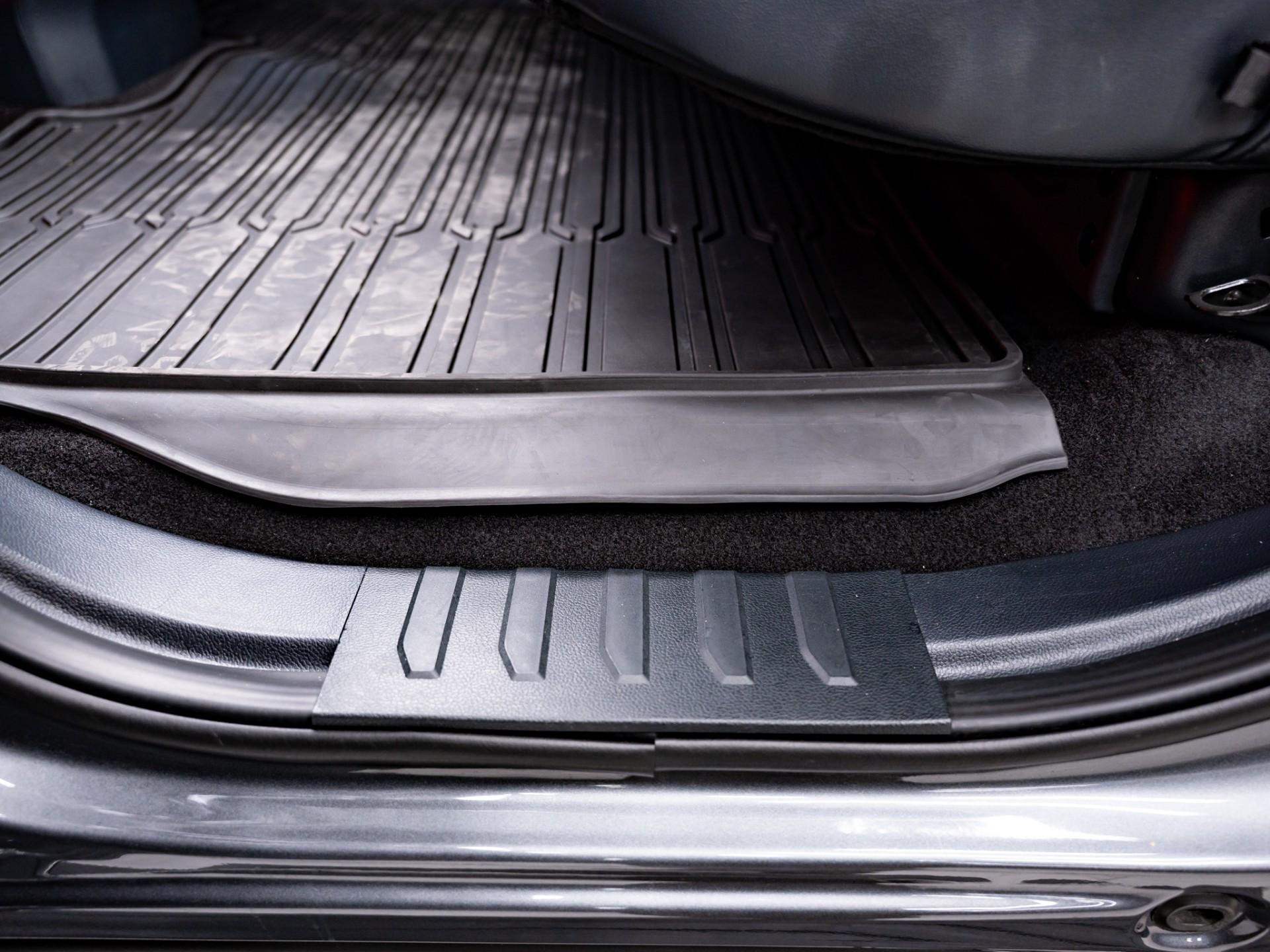 2025 FORD F-150 4X4 LARIAT in Carbonized Gray Metallic, photo 45 of 50