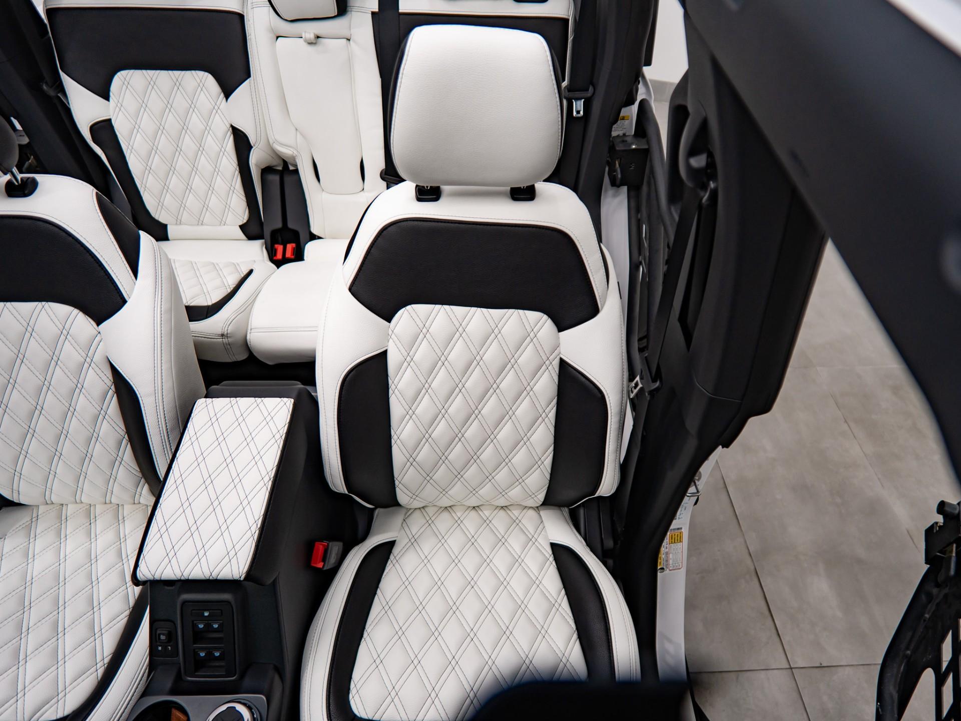 2026 FORD BRONCO 4X4 in Oxford White, photo 28 of 52