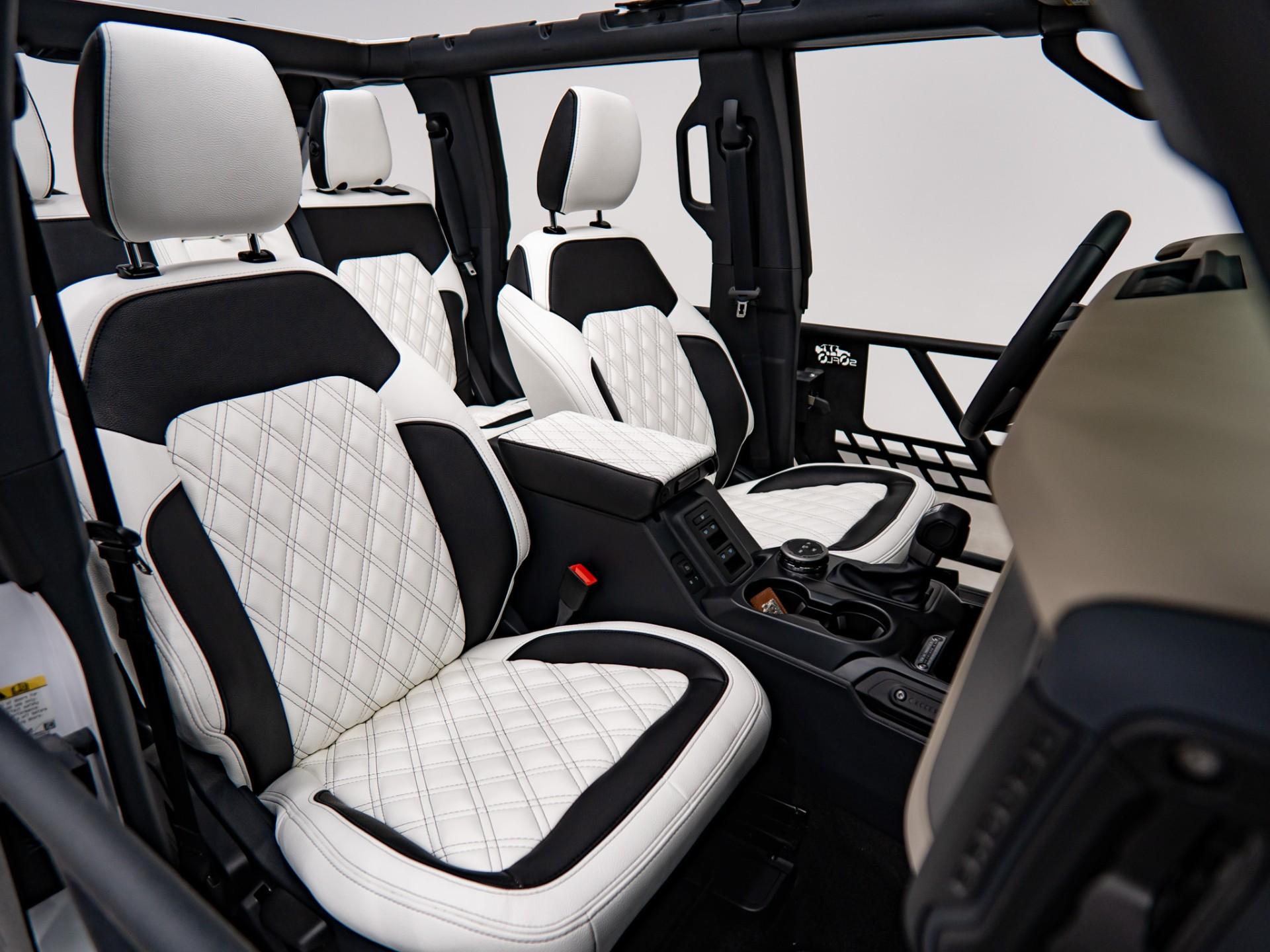 2026 FORD BRONCO 4X4 in Oxford White, photo 31 of 52