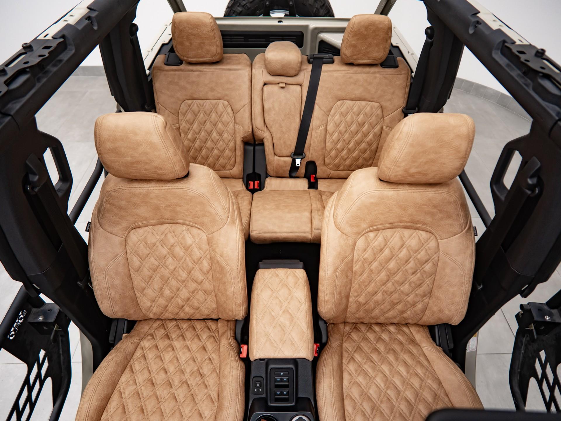2026 FORD BRONCO 4X4 in Tan, photo 23 of 54