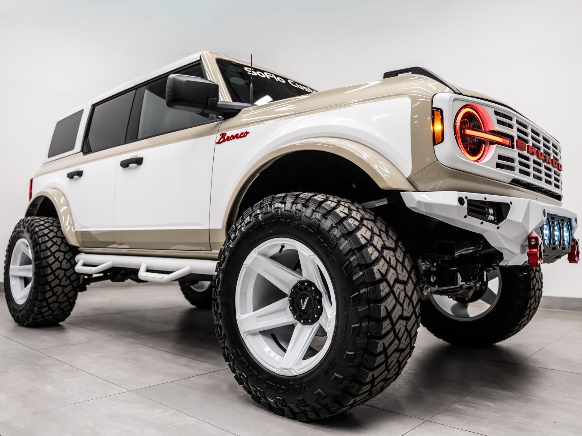 2026 FORD BRONCO 4X4 in Tan, photo 32 of 54