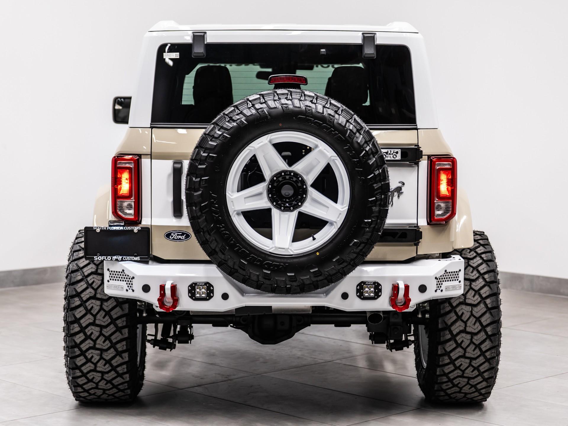 2026 FORD BRONCO 4X4 in Tan, photo 10 of 54