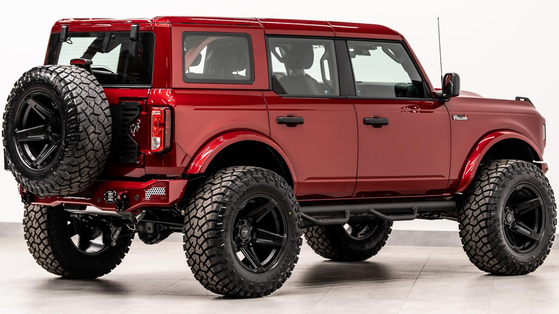2026 FORD BRONCO 4X4 in Ruby Red Metallic Tinted Clearcoat, photo 9 of 58
