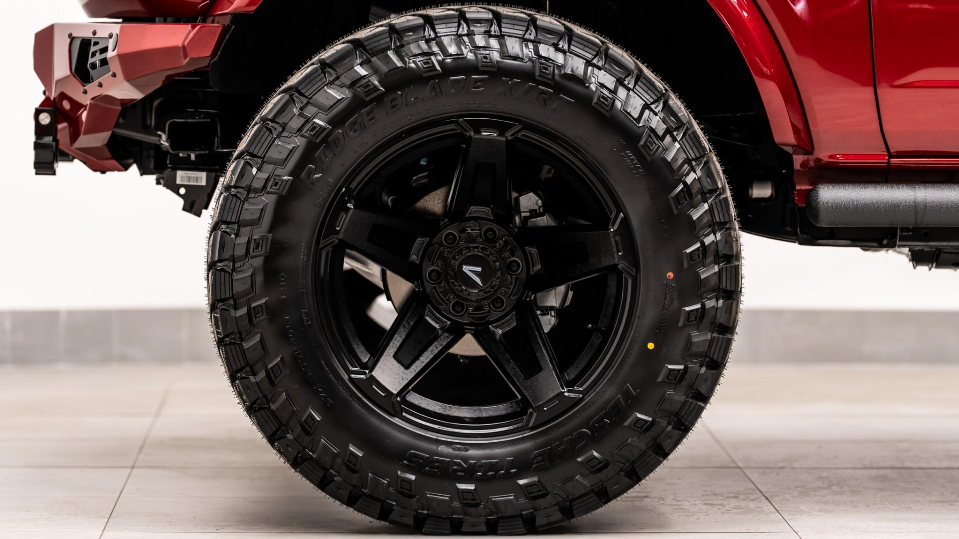2026 FORD BRONCO 4X4 in Ruby Red Metallic Tinted Clearcoat, photo 18 of 58