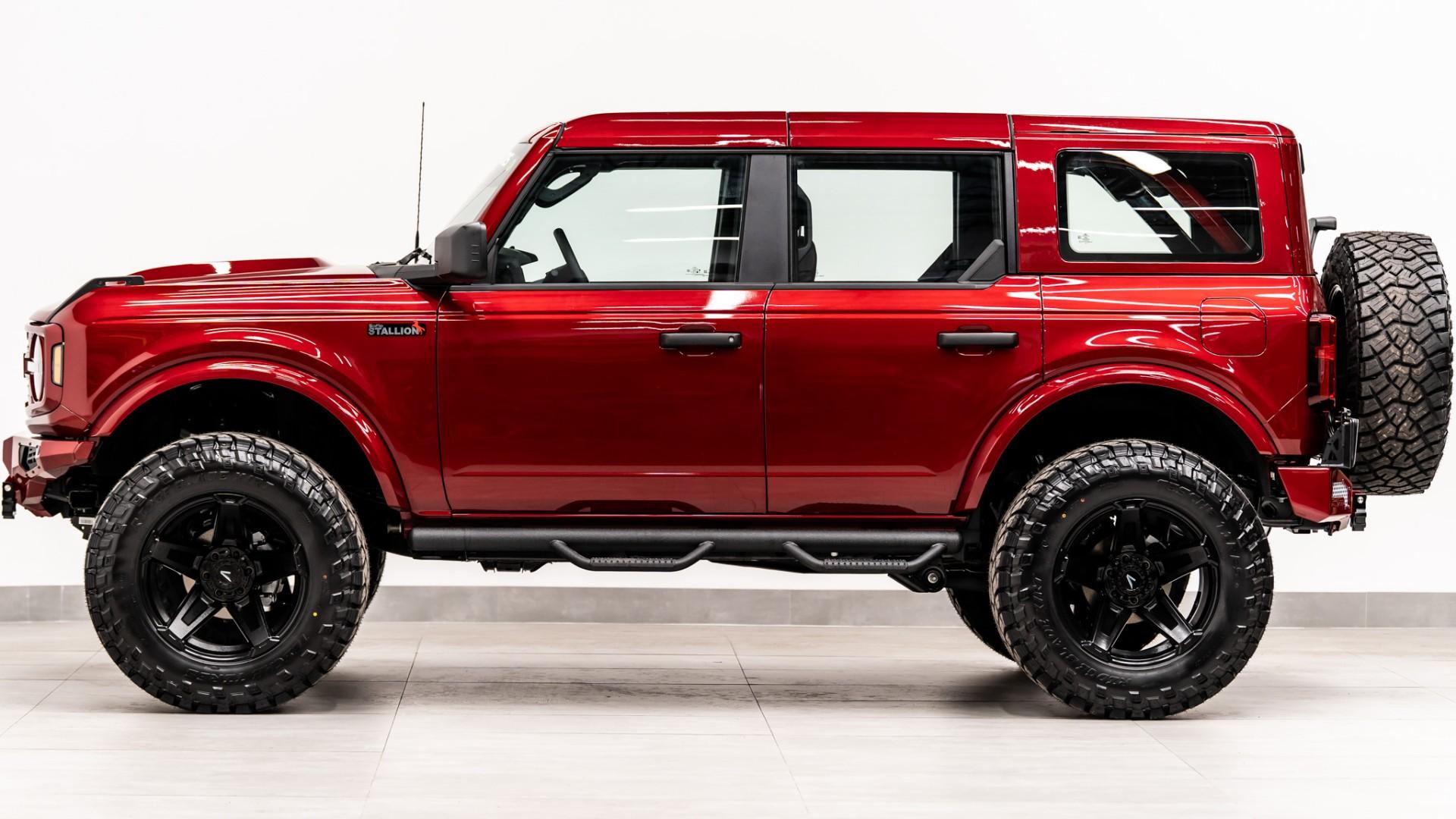 2026 FORD BRONCO 4X4 in Ruby Red Metallic Tinted Clearcoat, photo 15 of 58