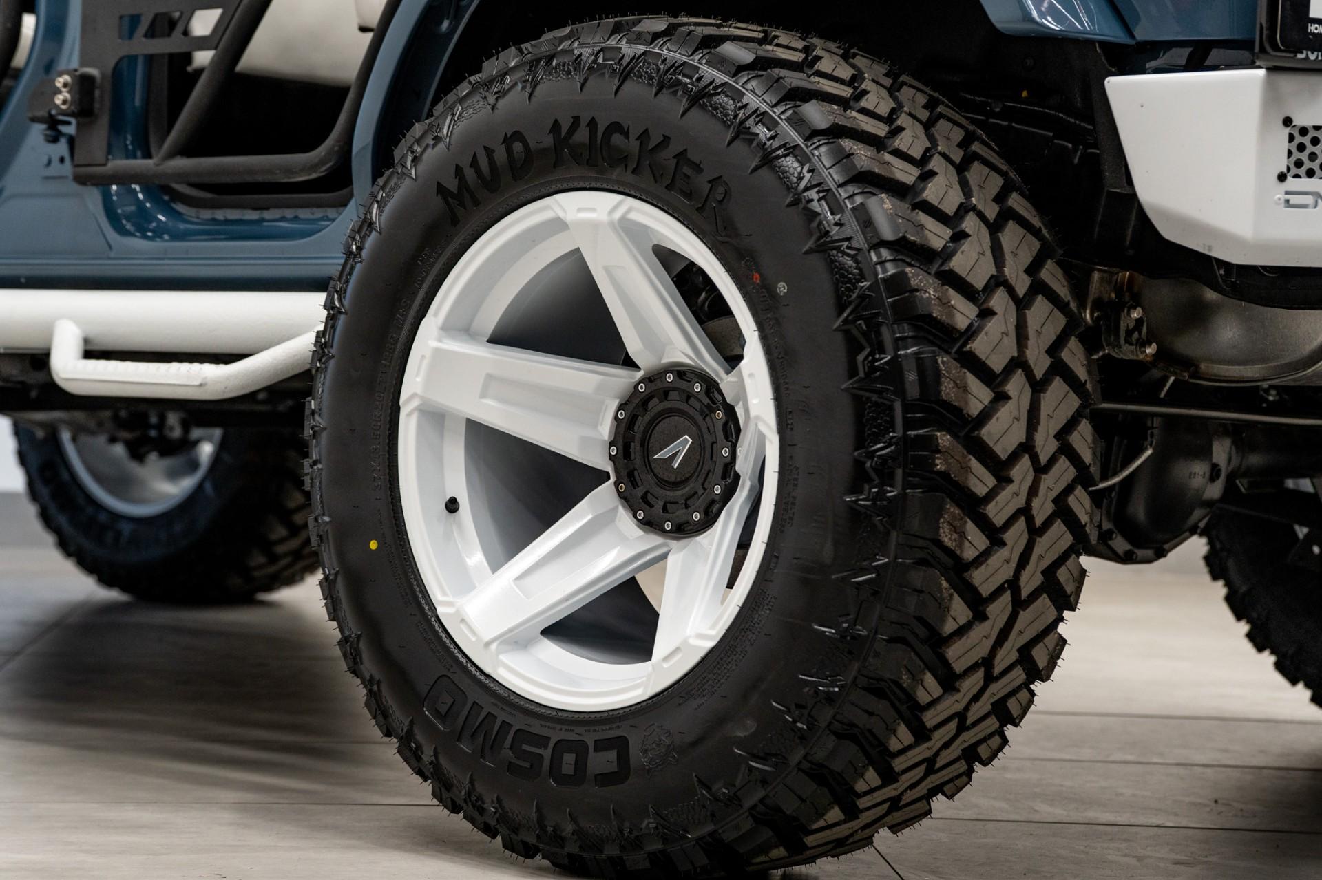 2026 FORD BRONCO 4X4 in Azure Gray Metallic Tri-coat, photo 21 of 41