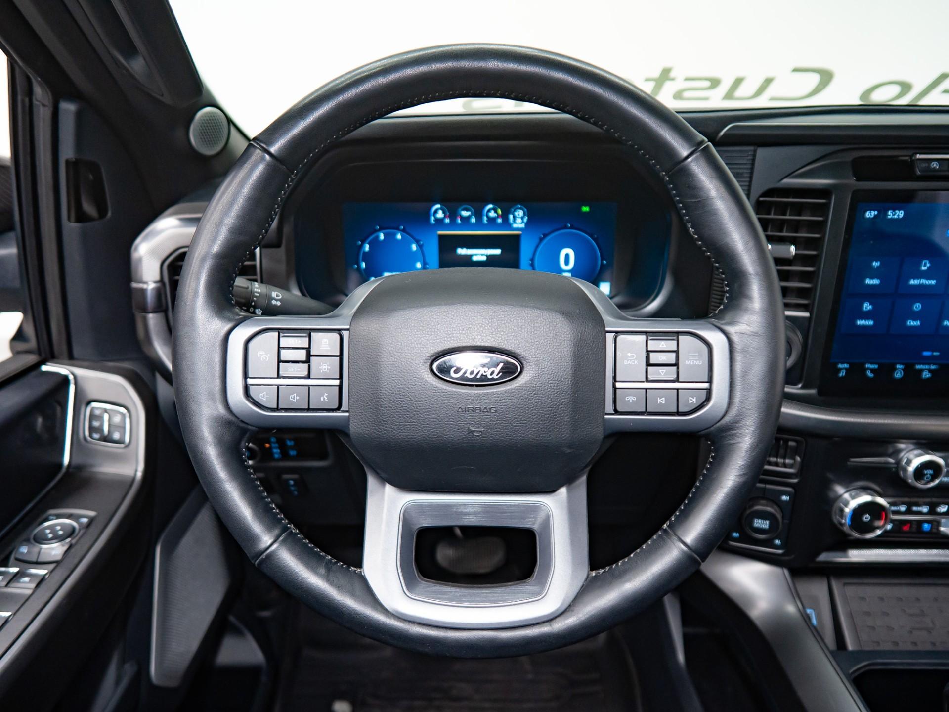 2024 FORD F-150 LARIAT in Agate Black Metallic, photo 47 of 52