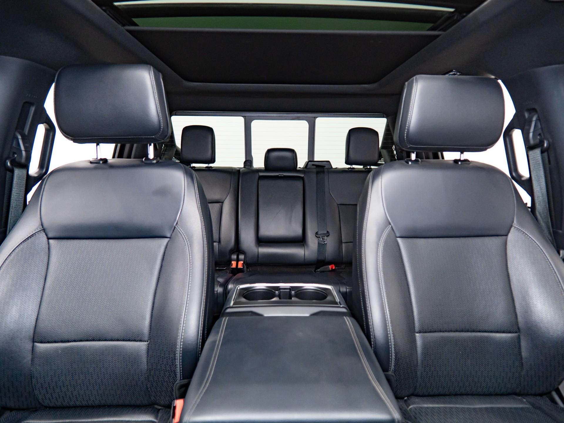 2024 FORD F-150 LARIAT in Agate Black Metallic, photo 35 of 52