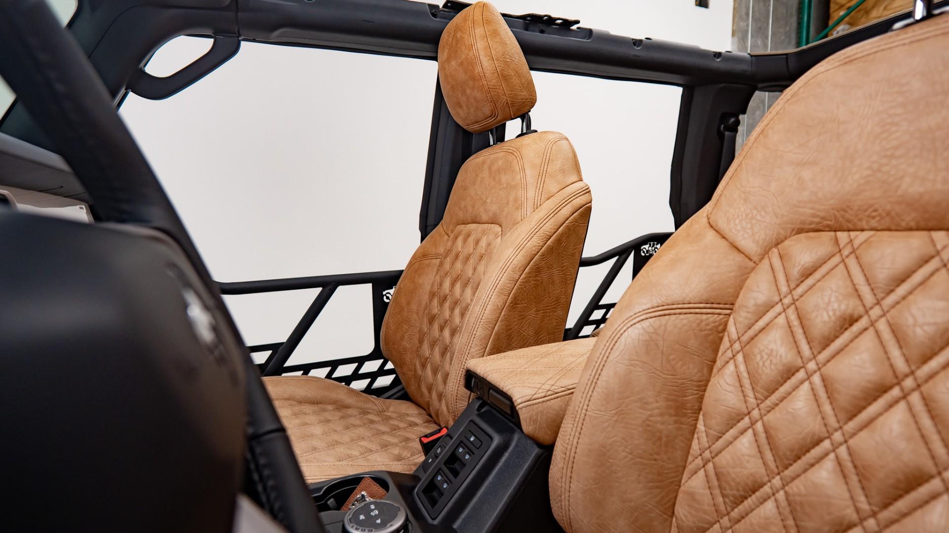2025 FORD BRONCO in Tan, photo 34 of 58