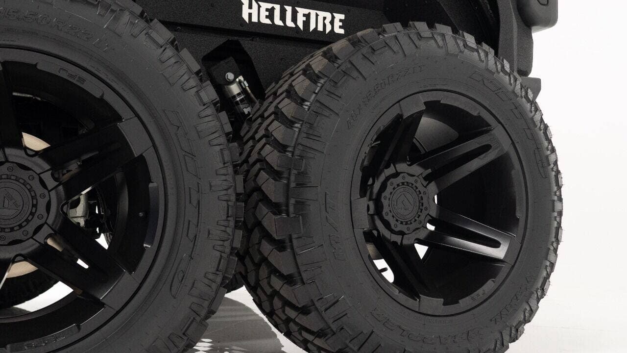 2023 APOCALYPSE HELLFIRE 6X6 in Black, photo 17 of 44