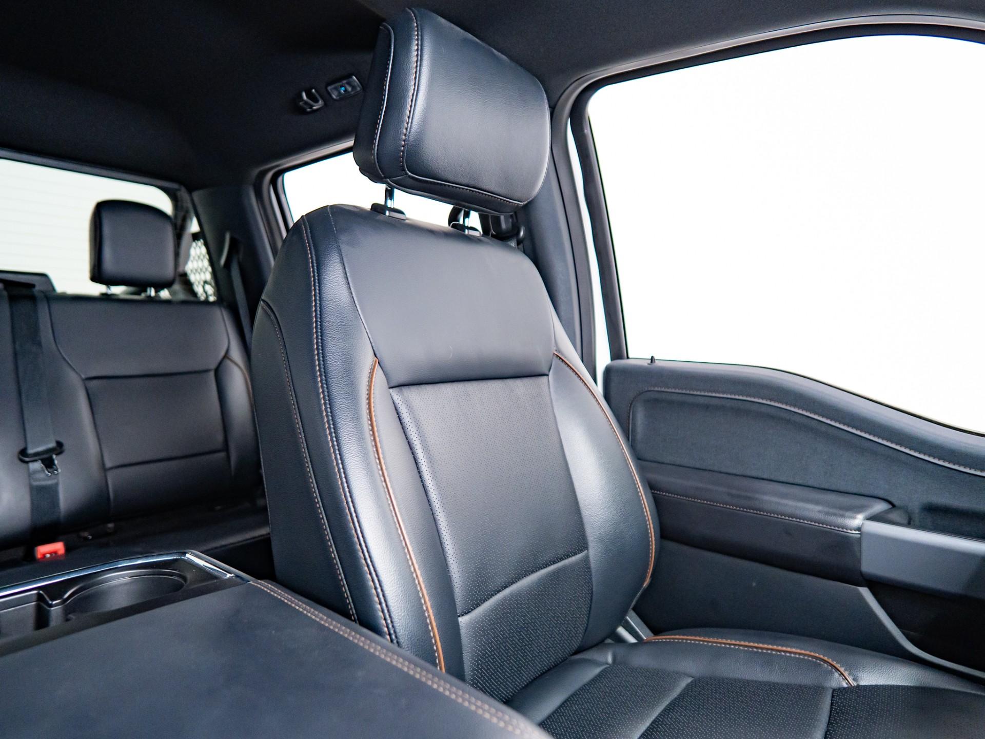 2025 FORD F-150 4X4 LARIAT in Star White Metallic Tri-coat, photo 45 of 50