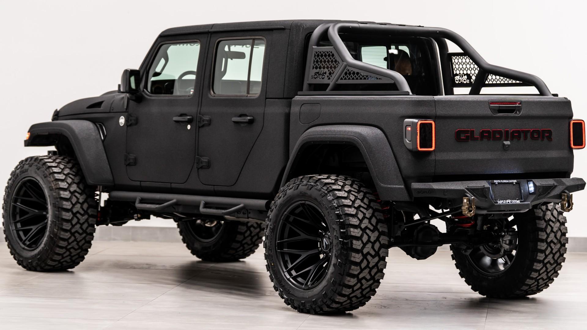 2026 JEEP GLADIATOR 4X4 in Black, photo 14 of 56