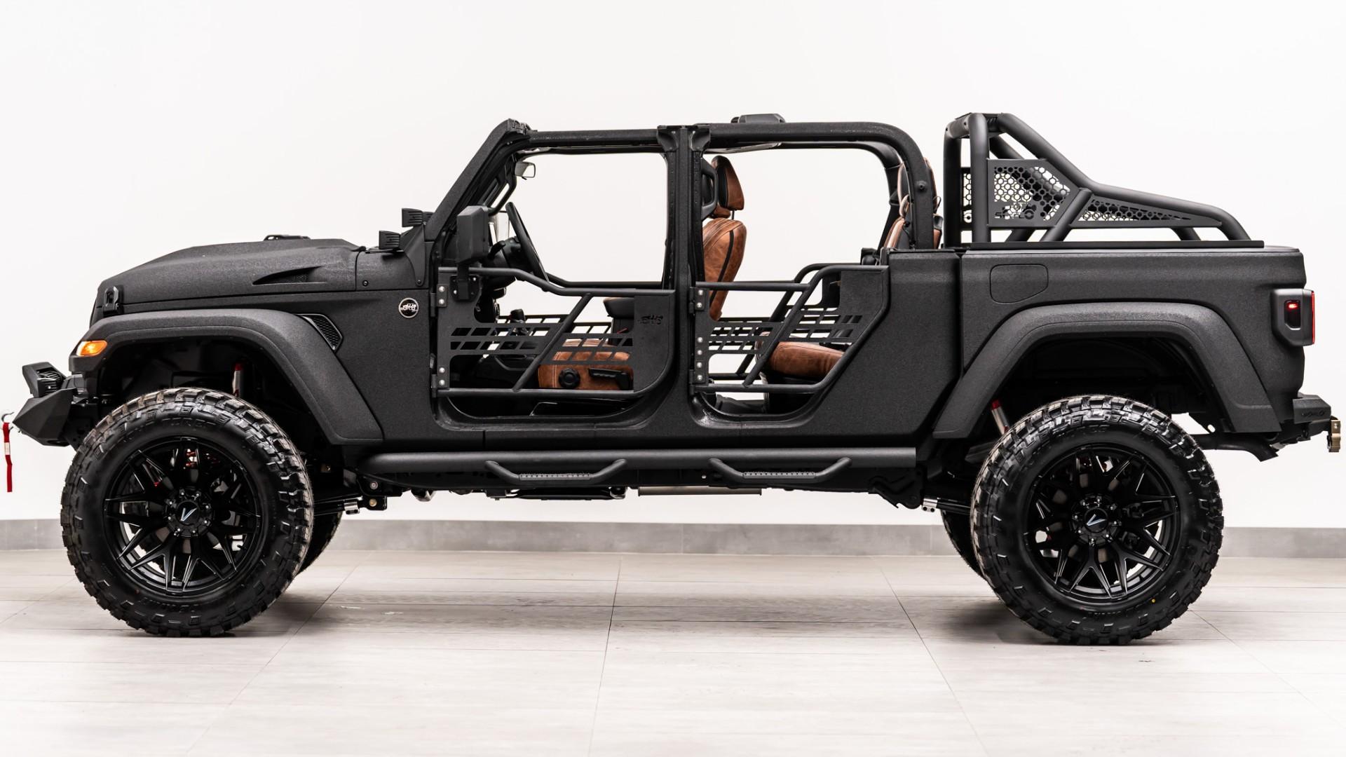 2026 JEEP GLADIATOR 4X4 in Black, photo 32 of 56