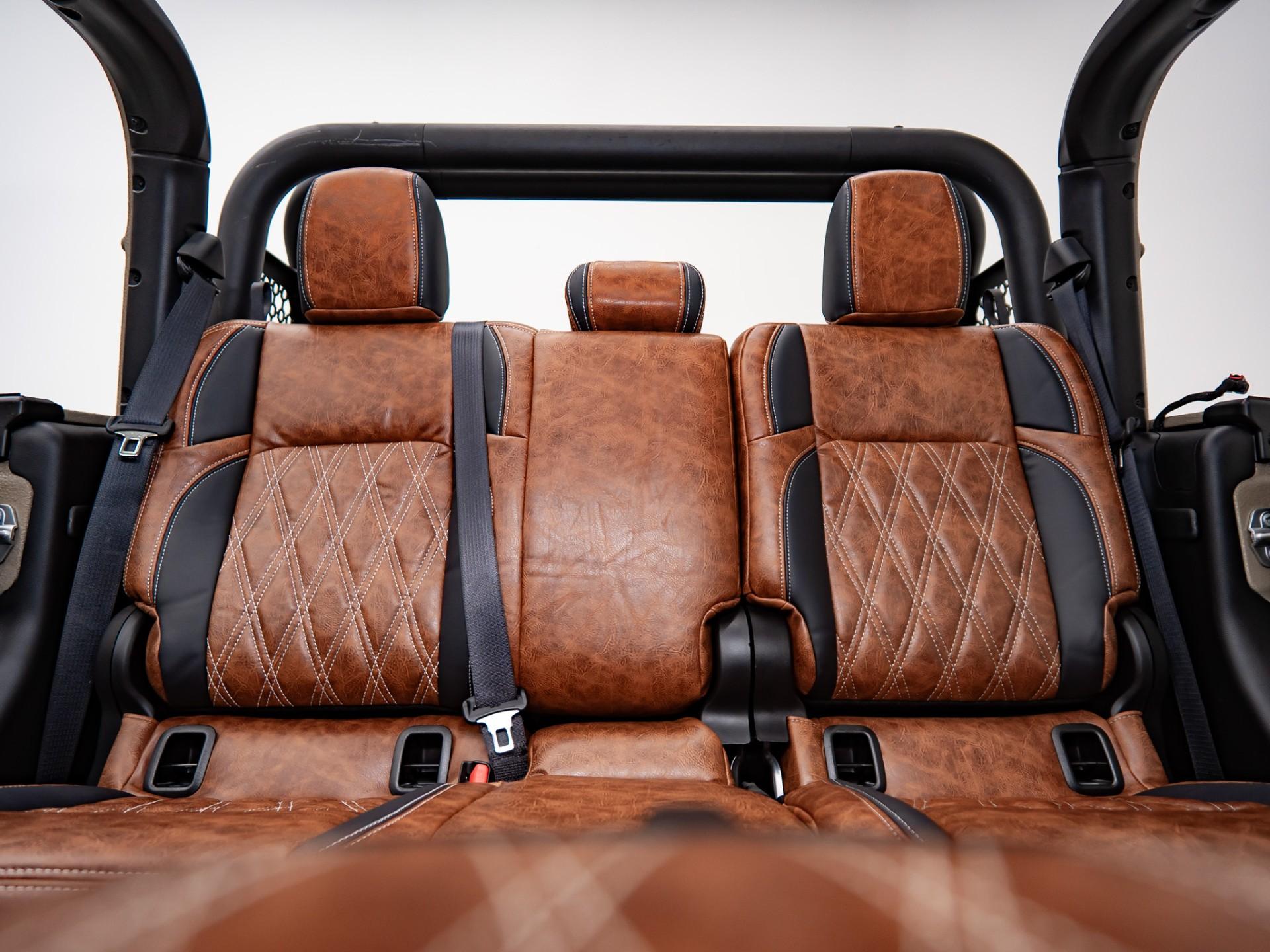 2026 JEEP GLADIATOR 4X4 in Tan, photo 17 of 60