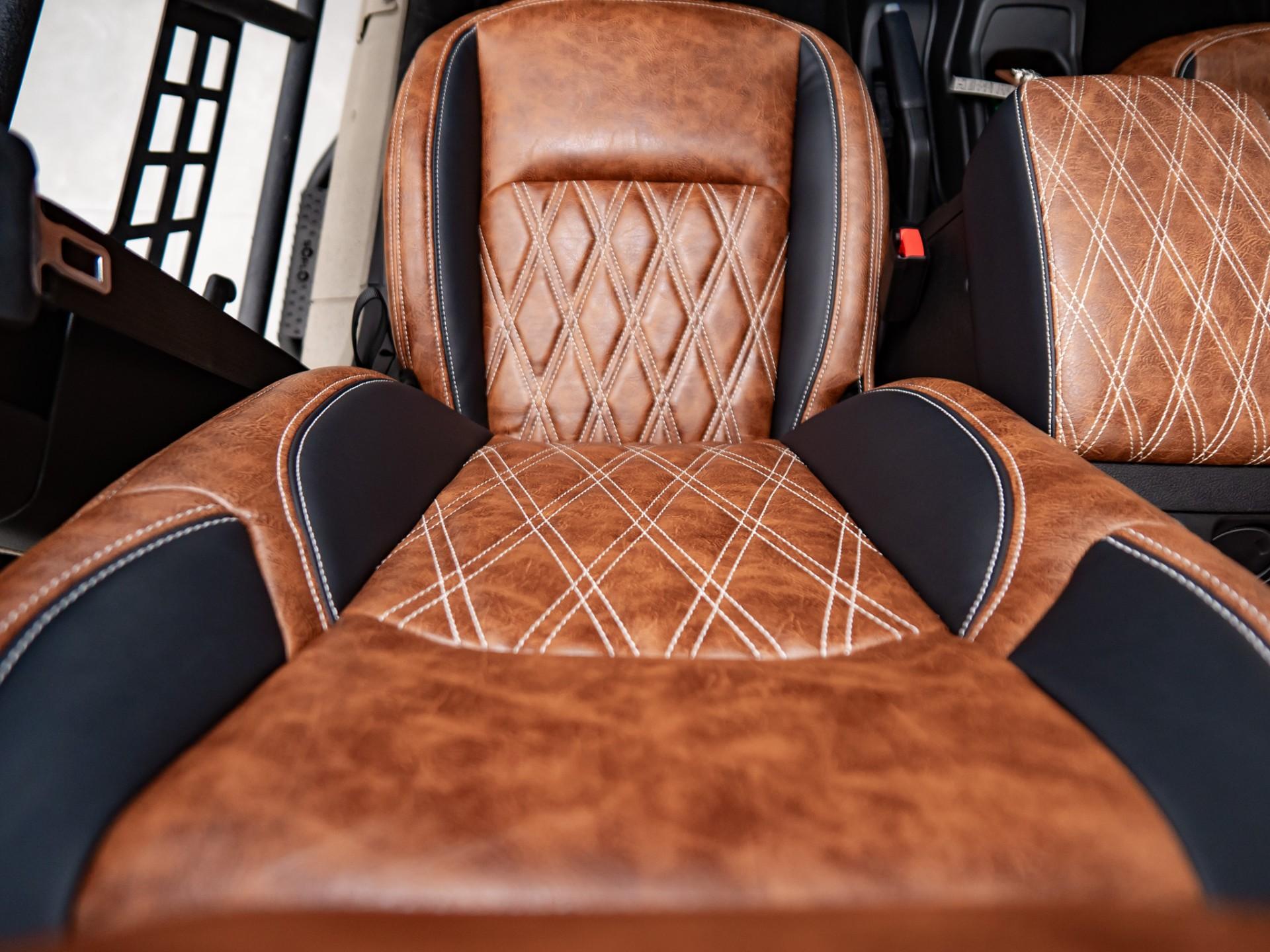 2026 JEEP GLADIATOR 4X4 in Tan, photo 23 of 60