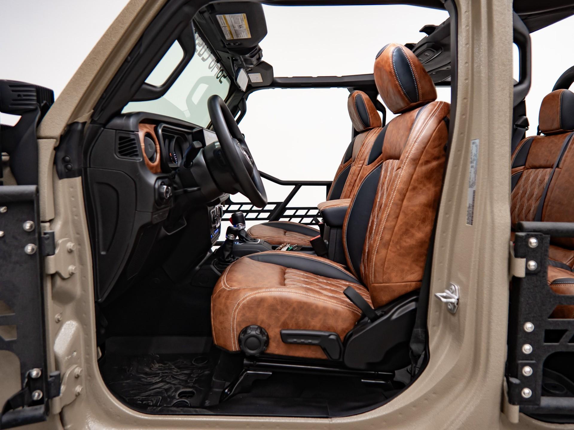 2026 JEEP GLADIATOR 4X4 in Tan, photo 26 of 60