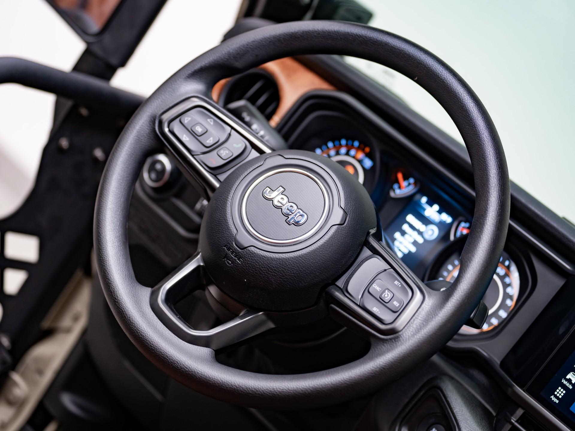 2026 JEEP GLADIATOR 4X4 in Tan, photo 28 of 60