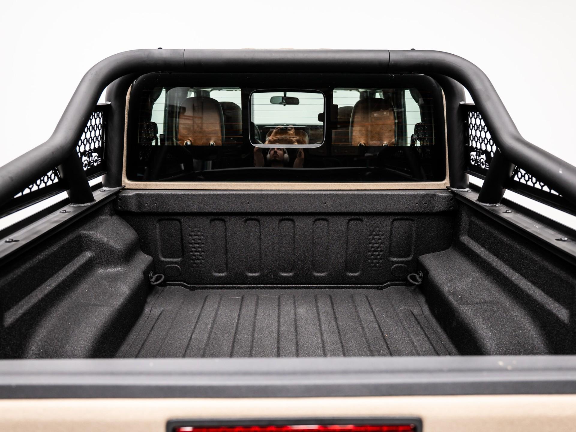 2026 JEEP GLADIATOR 4X4 in Tan, photo 52 of 60