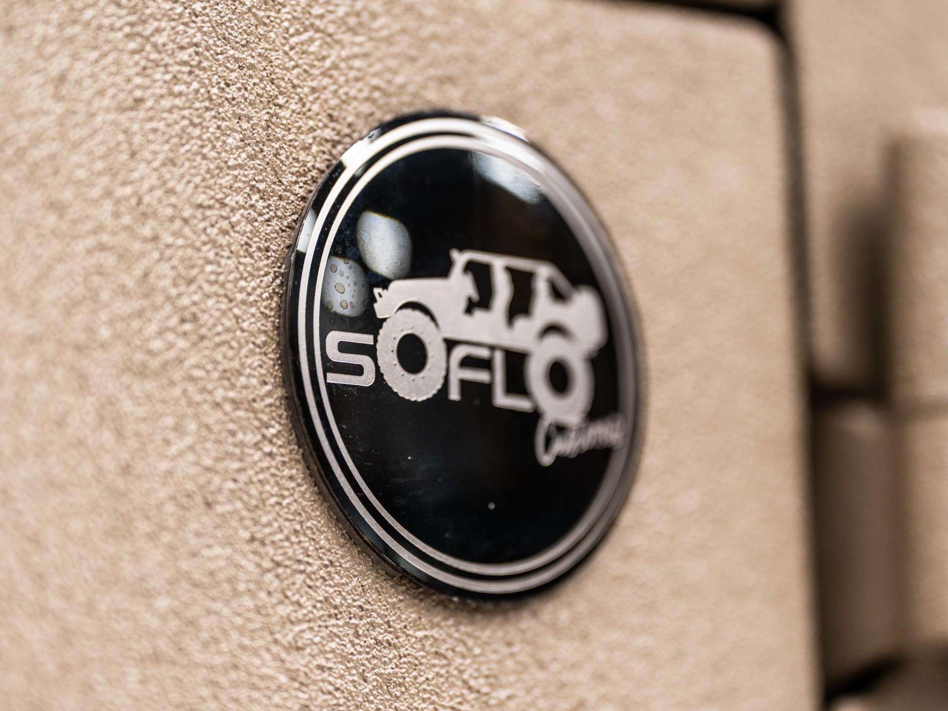 2026 JEEP GLADIATOR 4X4 in Tan, photo 58 of 60