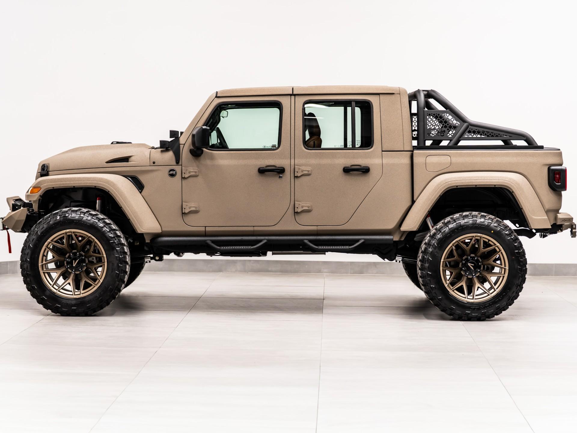2026 JEEP GLADIATOR 4X4 in Tan, photo 11 of 60