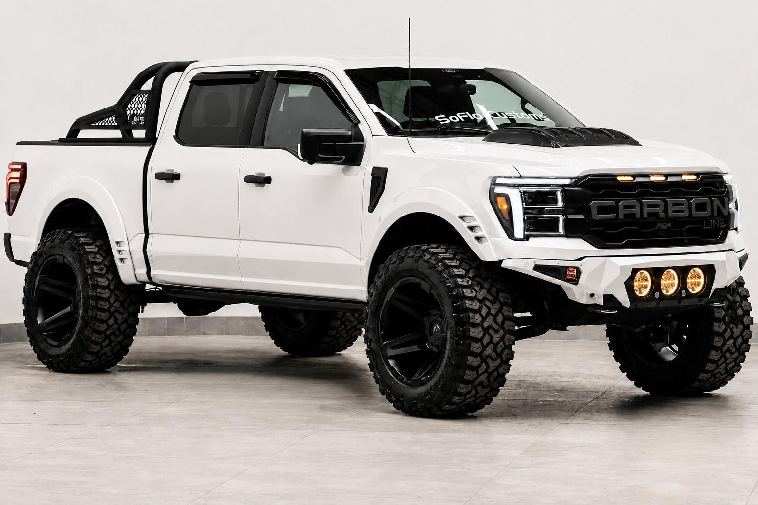 2025 FORD F-150 4X4 LARIAT in Star White Metallic Tri-coat, photo 3 of 5