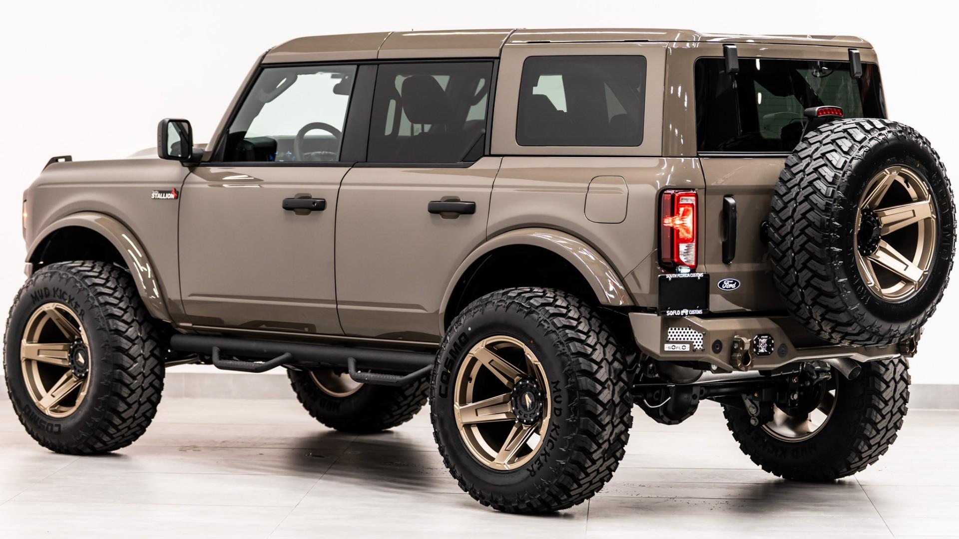 2026 FORD BRONCO 4X4 in Marsh Gray, photo 12 of 25